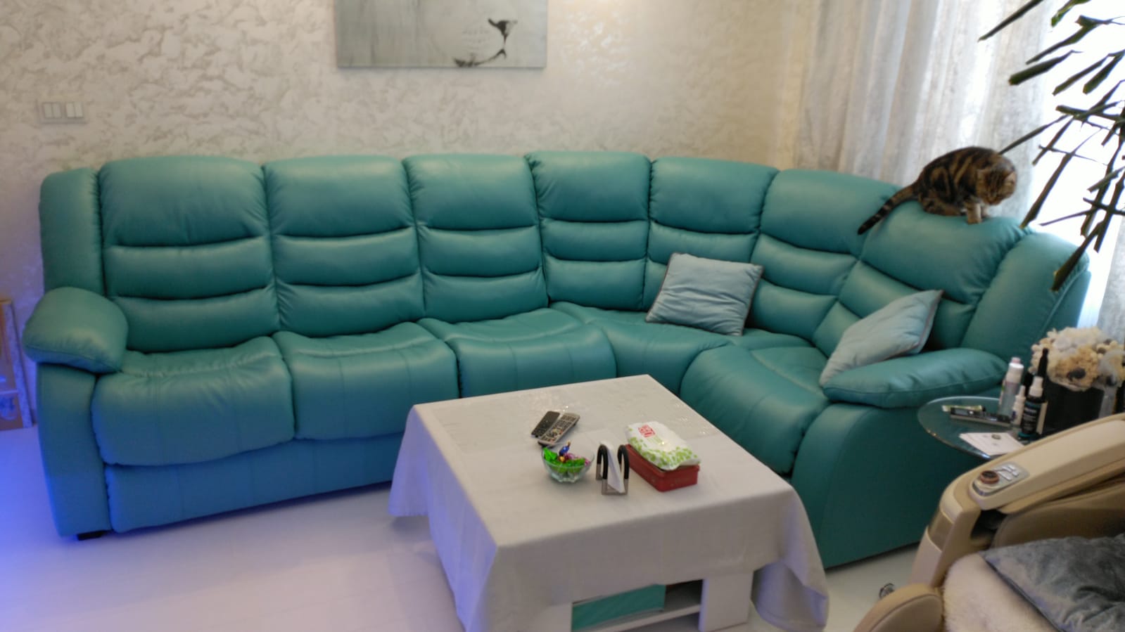 Перетяжка дивана на дому. Макарьев