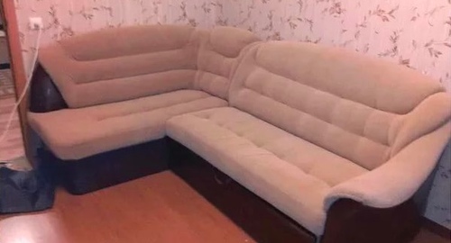 Перетяжка углового дивана. Макарьев